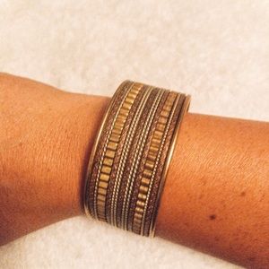 Metal cuff